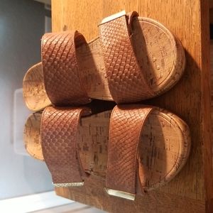 Vionic sandals,  size 6, Tan